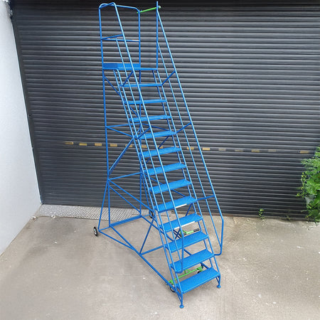 Klime-Ezee Heavy-Duty Mobile Step - KC Supply