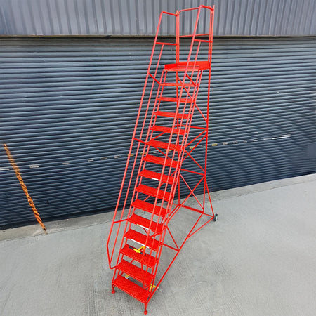 Klime-Ezee Heavy-Duty Mobile Step - KC Supply